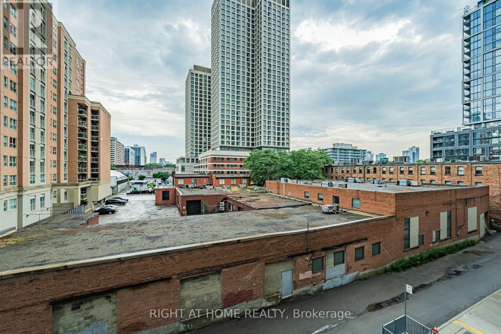 516 - 400 Adelaide Street E, Toronto, Ontario  M5A 4S3 - Photo 32 - C13594240