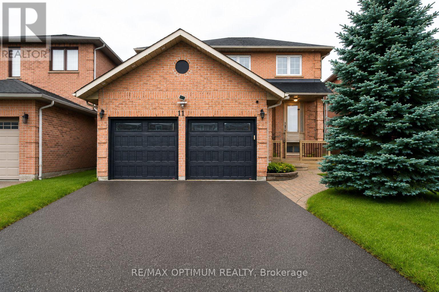 11 MURKAR CRESCENT, Whitby, Ontario