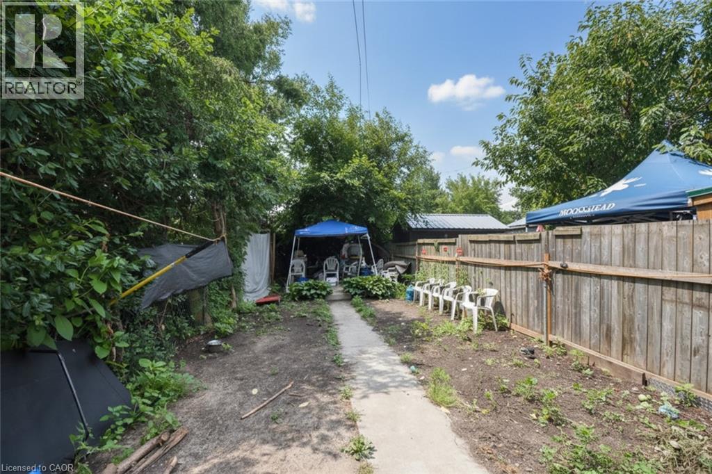 22 Picton Street E, Hamilton, Ontario  L8L 3W3 - Photo 28 - 40850255