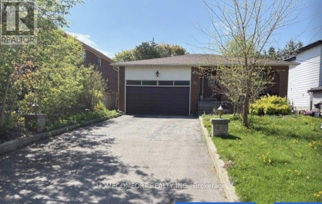 70 Hunt ( Main Floor ) Avenue, Richmond Hill, Ontario  L4C 4G9 - Photo 1 - N13594080
