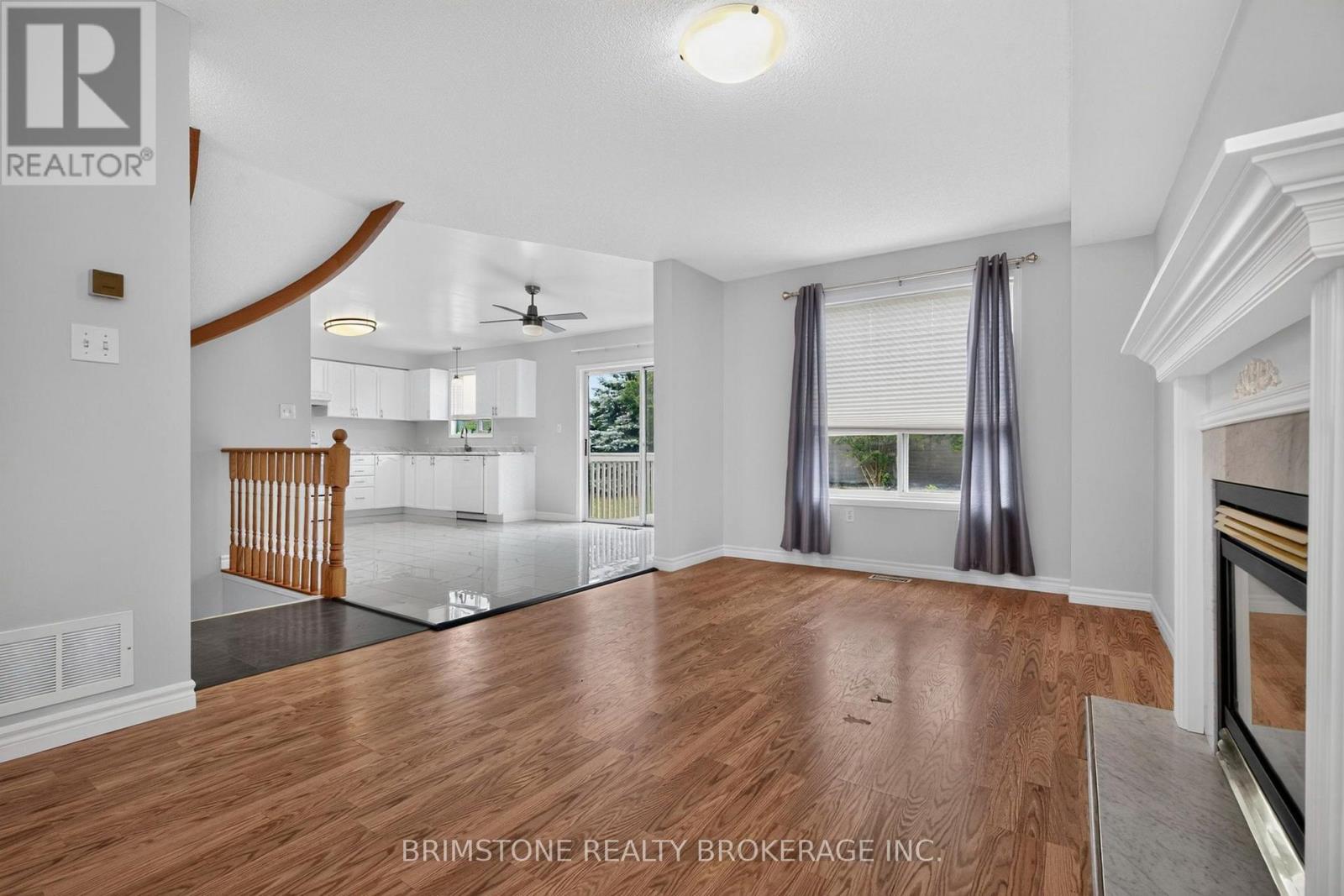 28 Selkirk Crescent, Barrie, Ontario  L4N 8G2 - Photo 11 - S13594052
