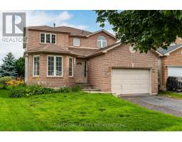 28 SELKIRK CRESCENT, Barrie, Ontario