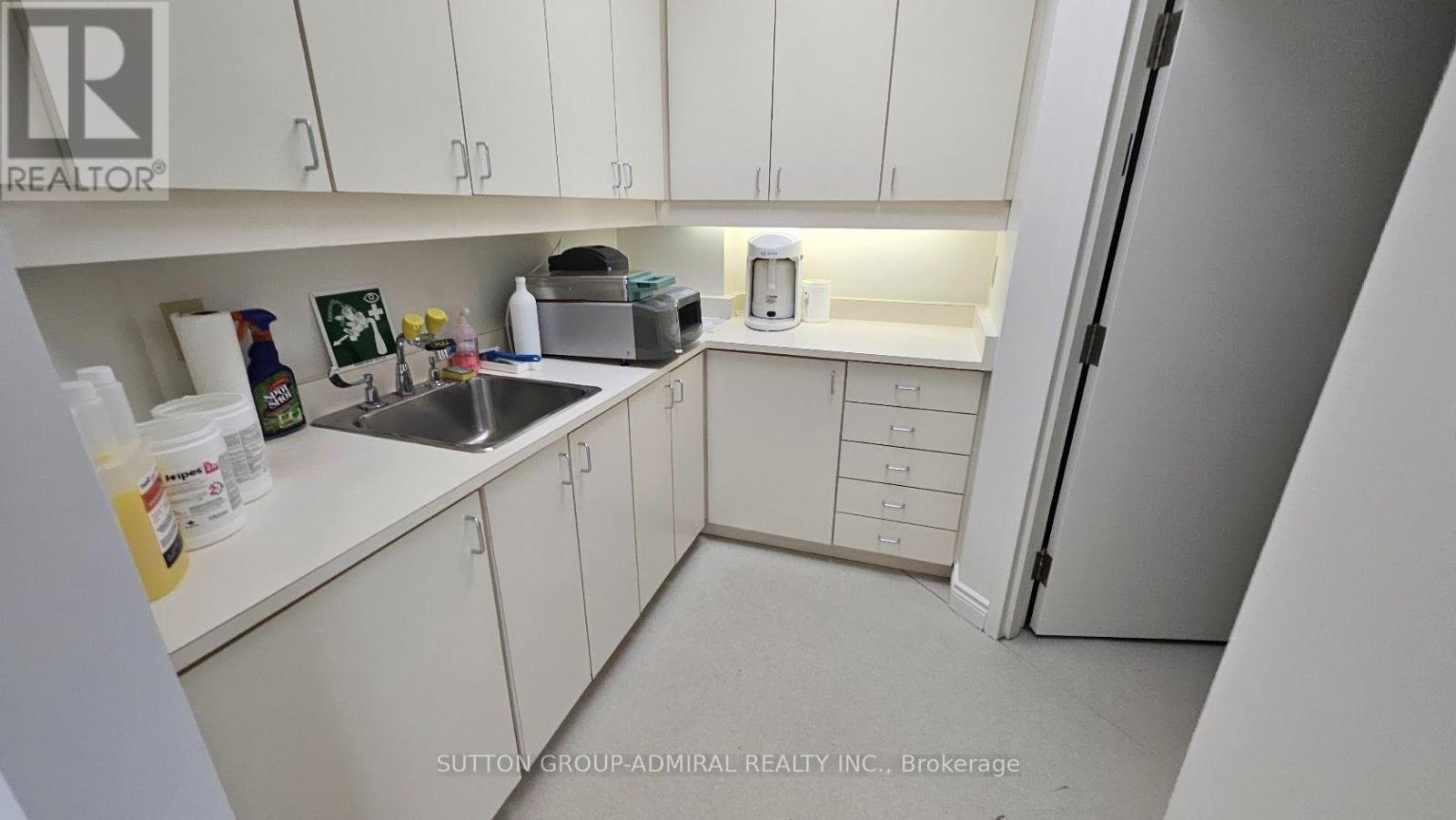 Unknown Address, ,    - Photo 22 - W13594048