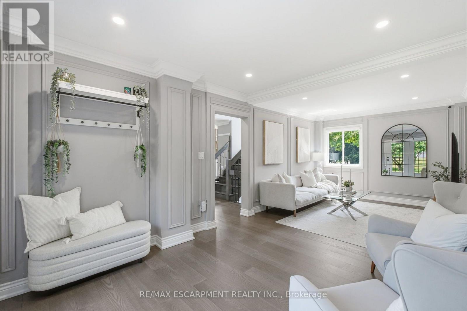513 Maplehurst Avenue, Oakville, Ontario  L6L 4Y8 - Photo 18 - W13594110