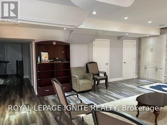 14 Porter Creek Hollow, Brampton (Credit Valley), Ontario  L6Y 3A8 - Photo 7 - W13594126