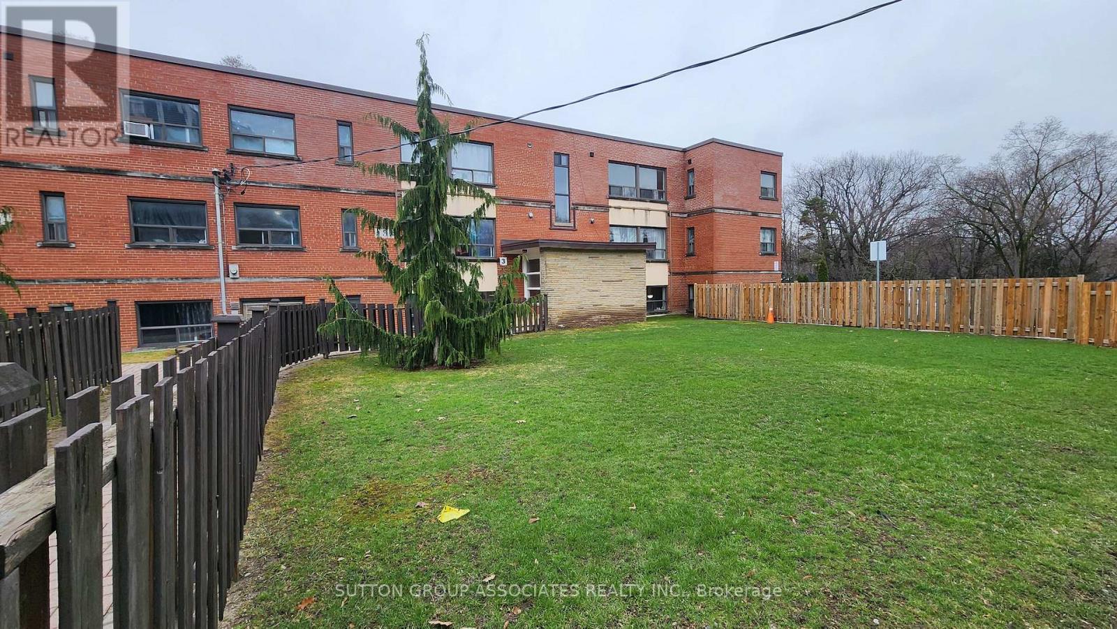 301 - 3 Greenbrook Drive, Toronto, Ontario  M6M 2J8 - Photo 24 - W13594182