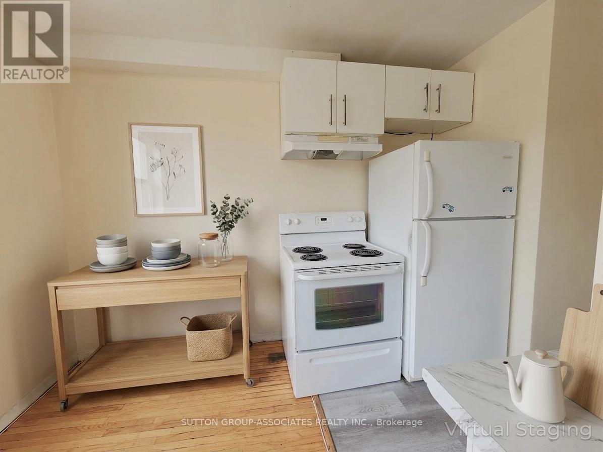 301 - 3 Greenbrook Drive, Toronto, Ontario  M6M 2J8 - Photo 5 - W13594182