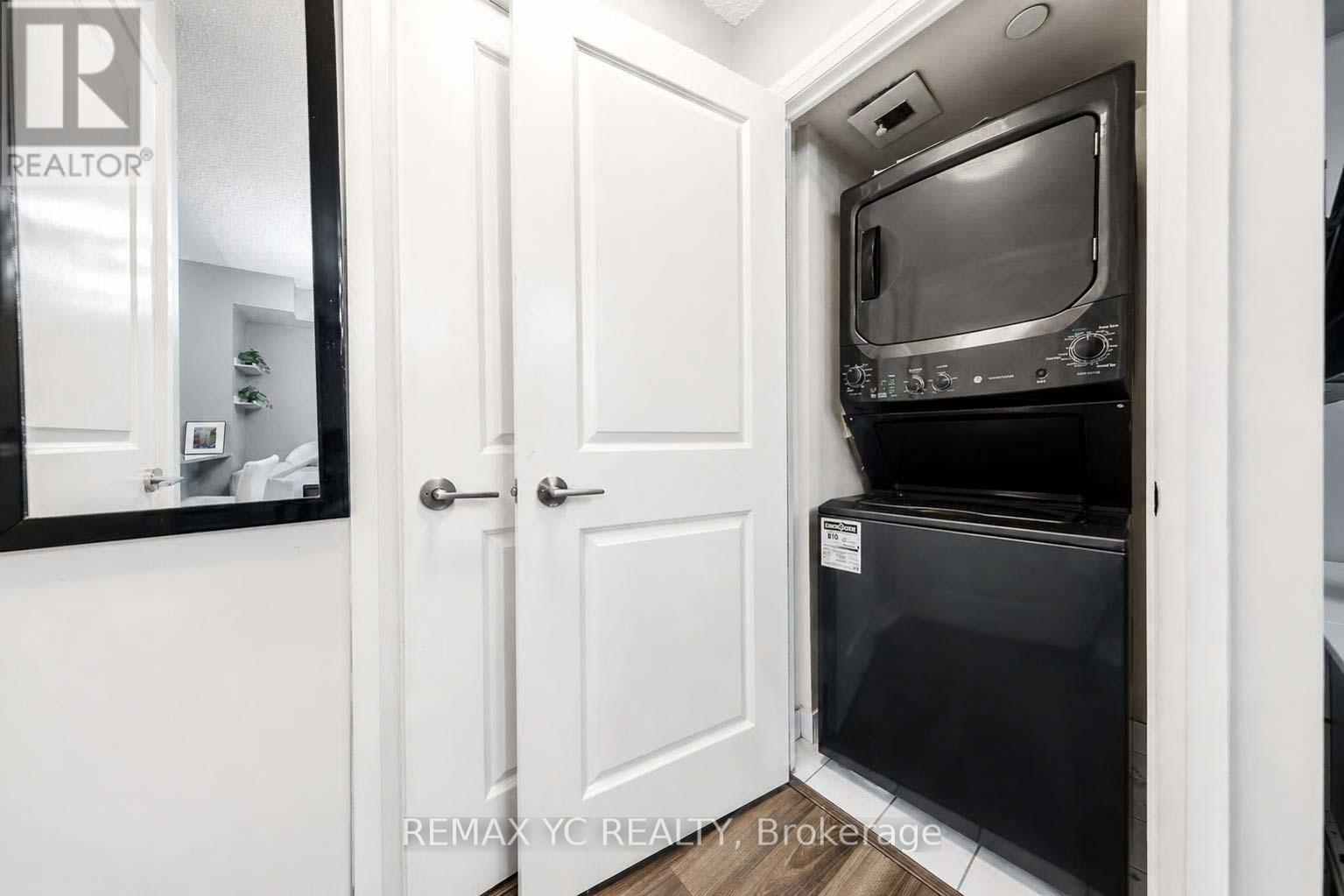 1130 (Fully Furnished) - 2 Eva Road, Toronto, Ontario  M9C 0A9 - Photo 12 - W13594226