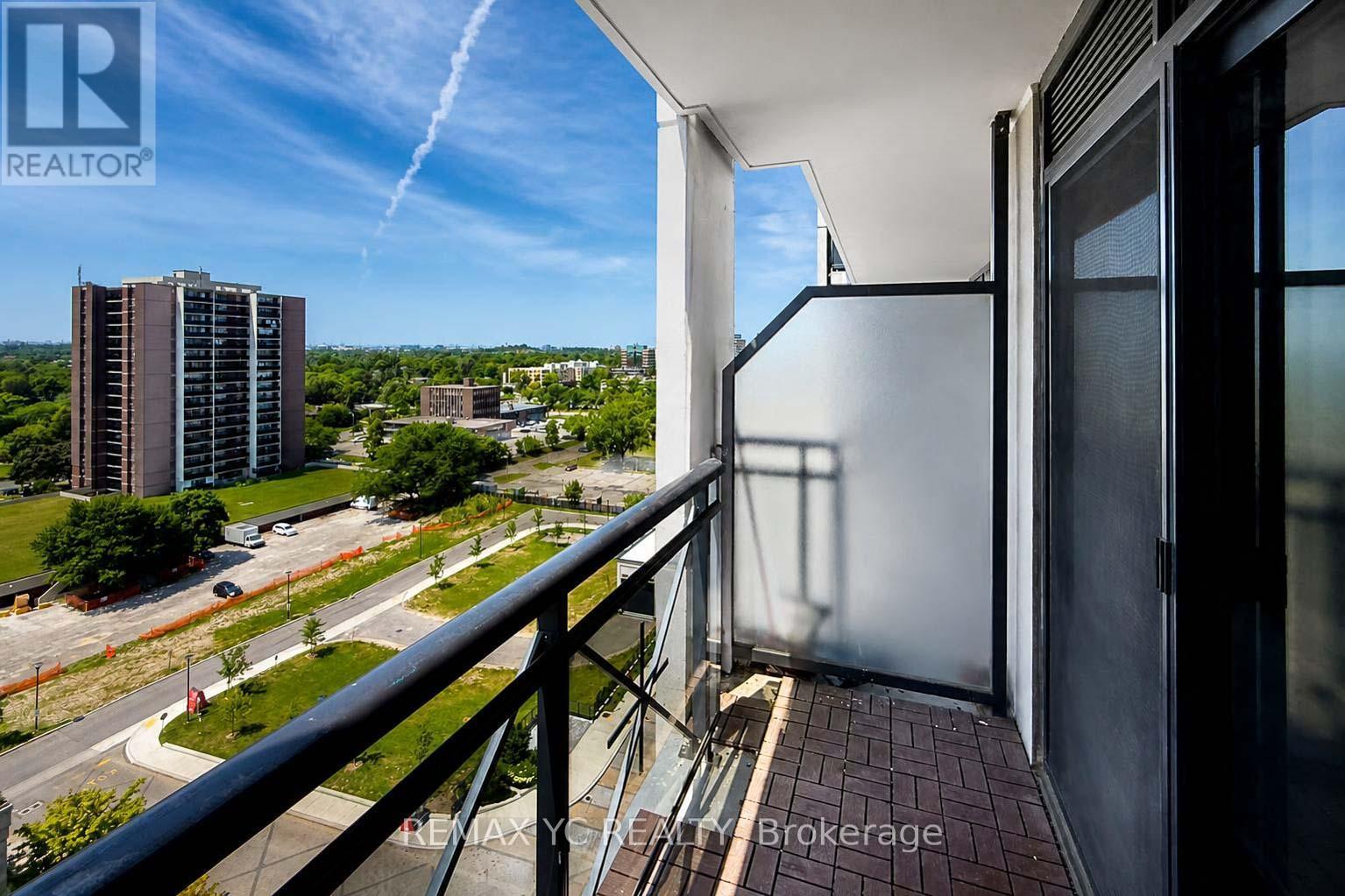 1130 (Fully Furnished) - 2 Eva Road, Toronto, Ontario  M9C 0A9 - Photo 15 - W13594226