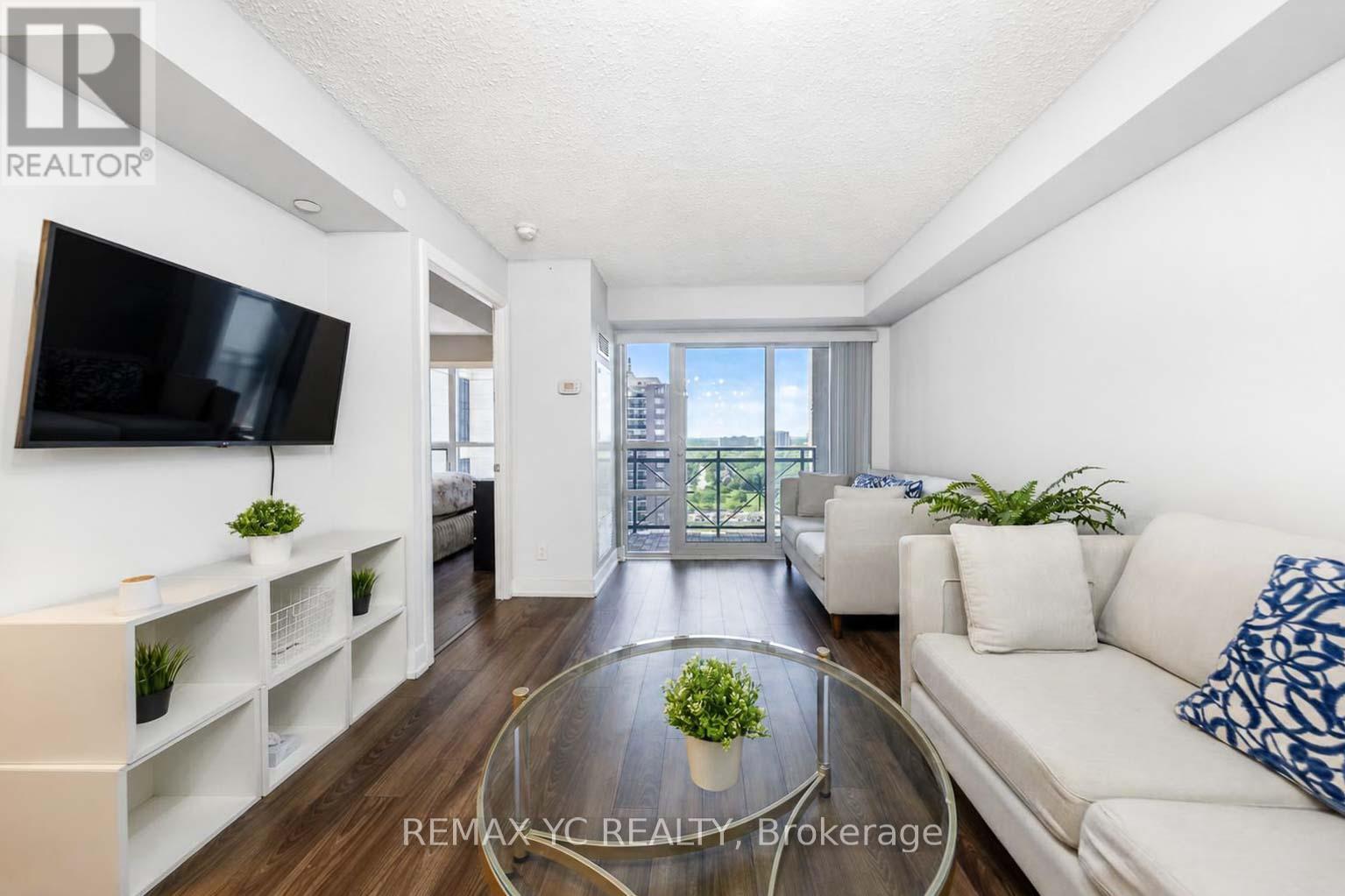 1130 (Fully Furnished) - 2 Eva Road, Toronto, Ontario  M9C 0A9 - Photo 3 - W13594226