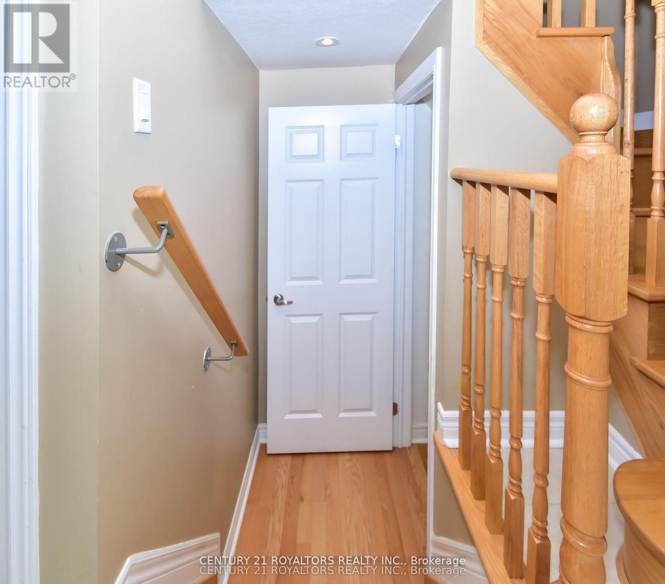 386 Thompson Street, Woodstock, Ontario  N4S 7W2 - Photo 6 - X13594154
