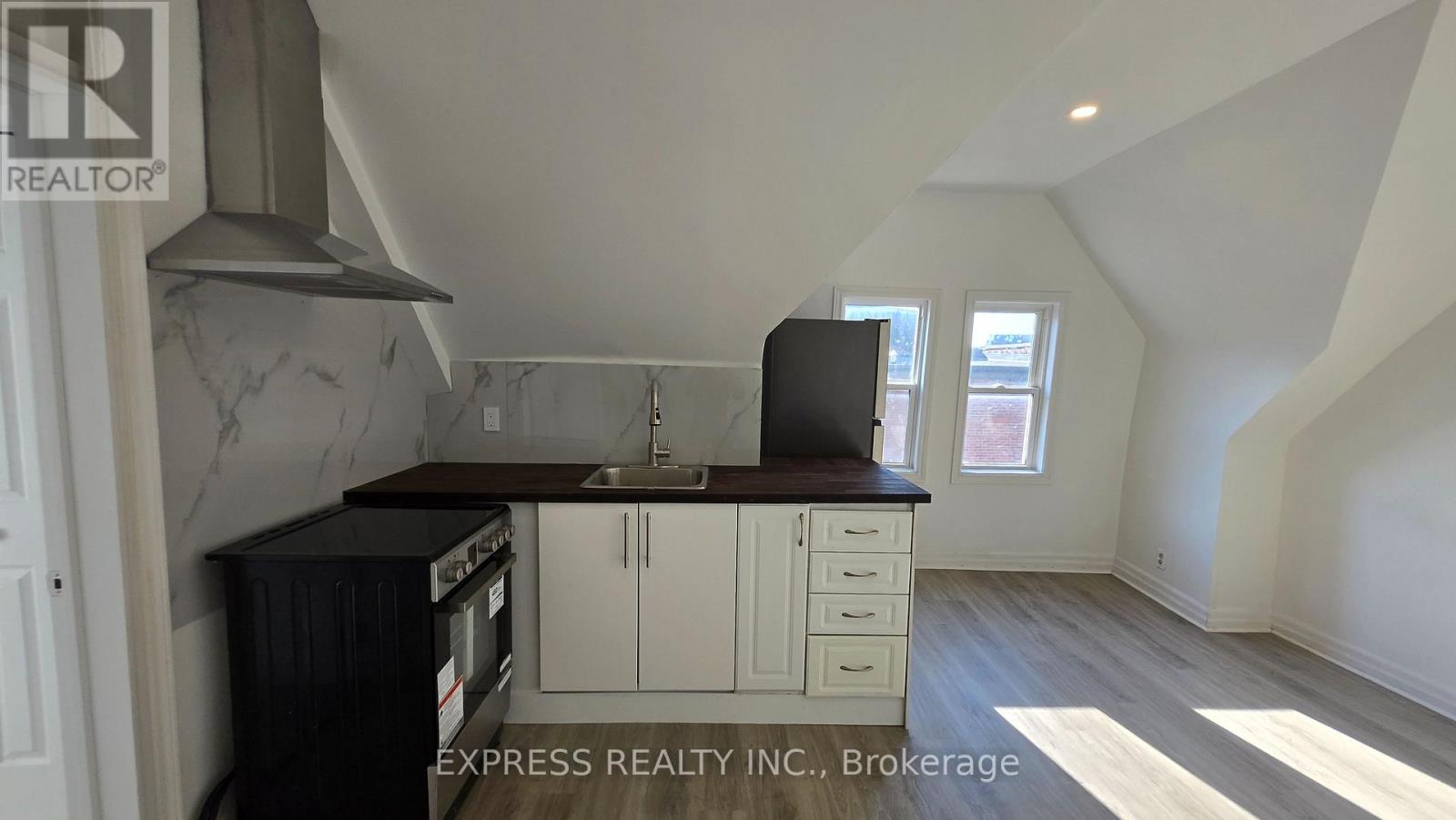 303 - 252 James Street S, Hamilton, Ontario  L8P 3B5 - Photo 9 - X13594190