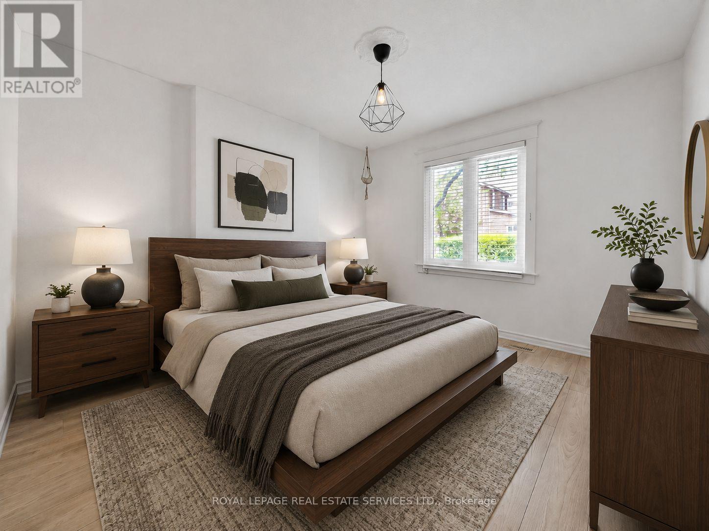 Main - 119 Essex Street, Toronto, Ontario  M6G 1T4 - Photo 7 - W13592526