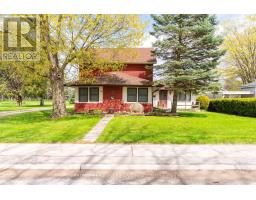 64 WELLINGTON AVENUE, Southwest Middlesex, Ontario