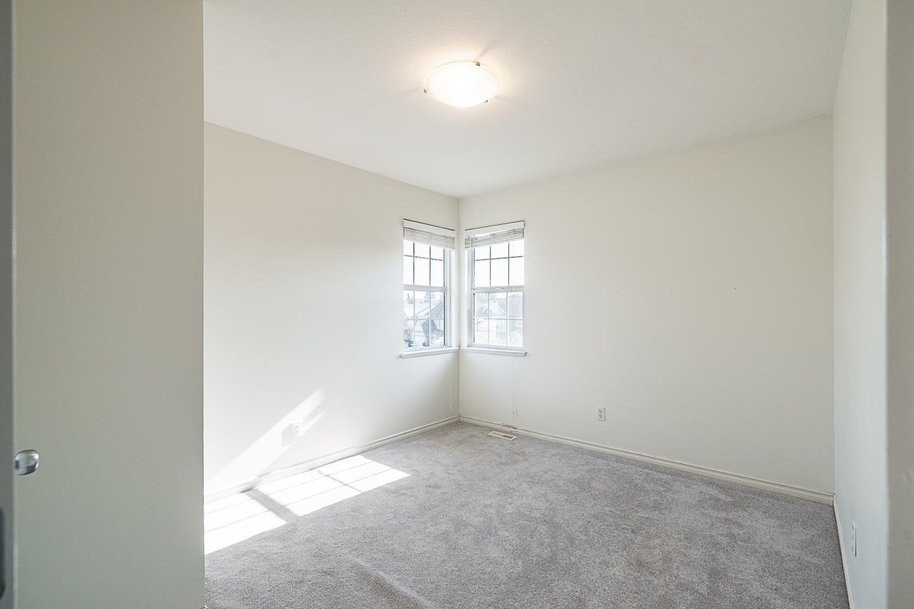 8282 Melburn Drive, Mission, British Columbia  V2V 7H3 - Photo 19 - R3134679