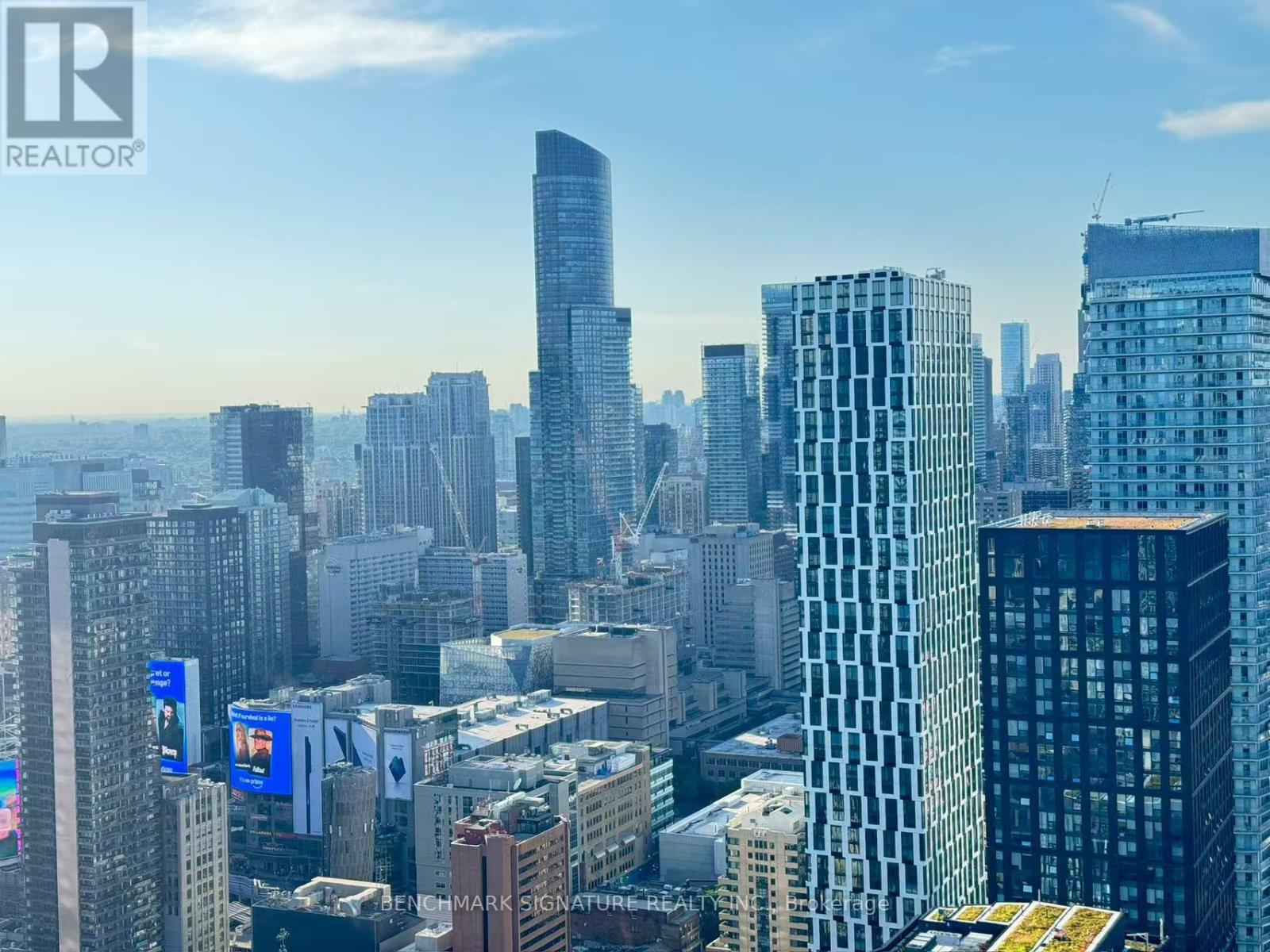 5312 - 88 QUEEN STREET E, Toronto, Ontario
