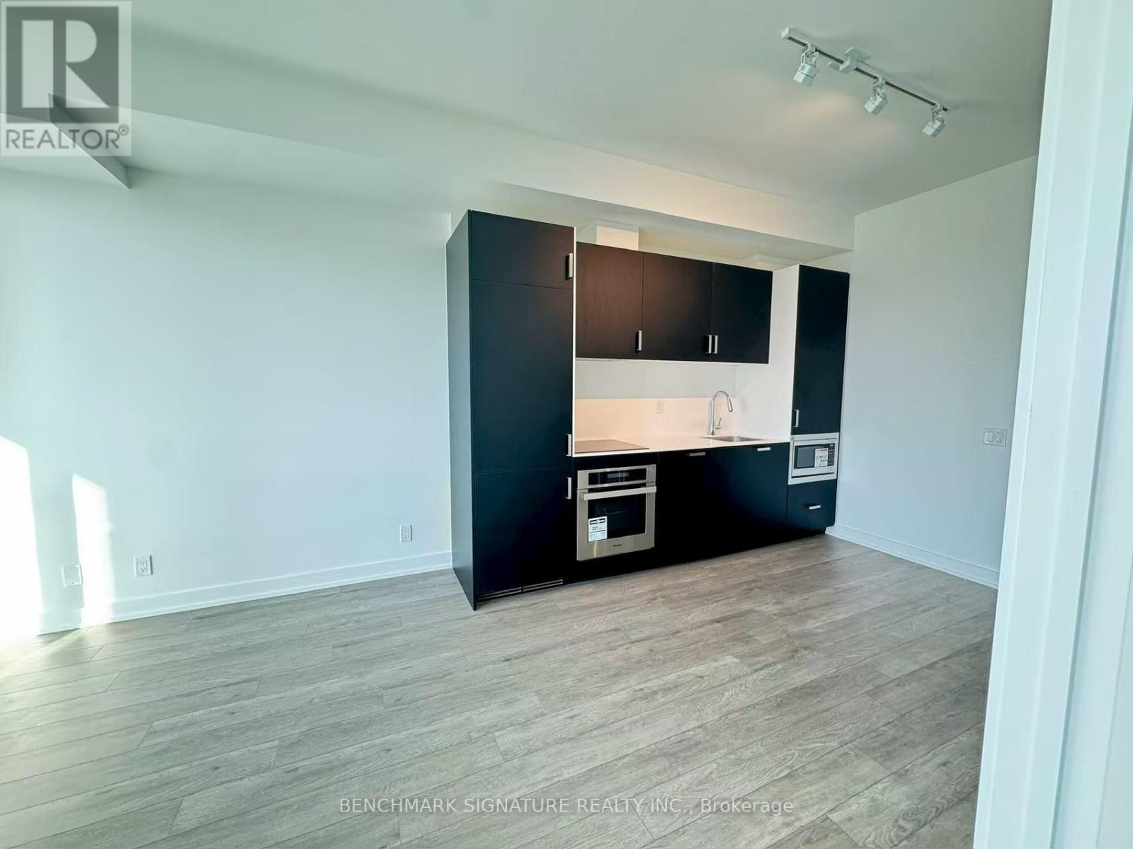5312 - 88 Queen Street E, Toronto, Ontario  M5C 0B6 - Photo 2 - C13594264