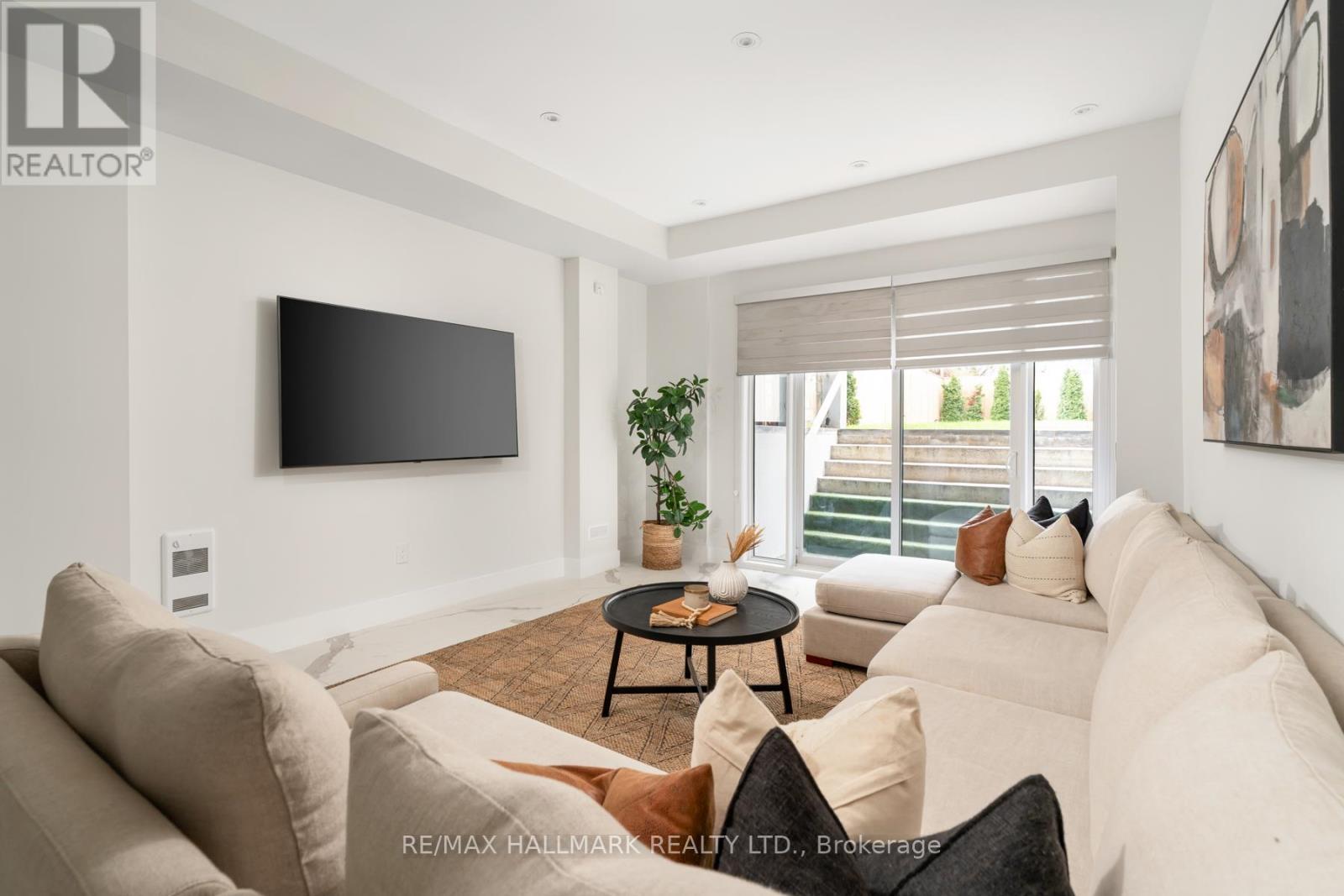 167 Sammon Avenue, Toronto, Ontario  M4J 1Z1 - Photo 36 - E13594360
