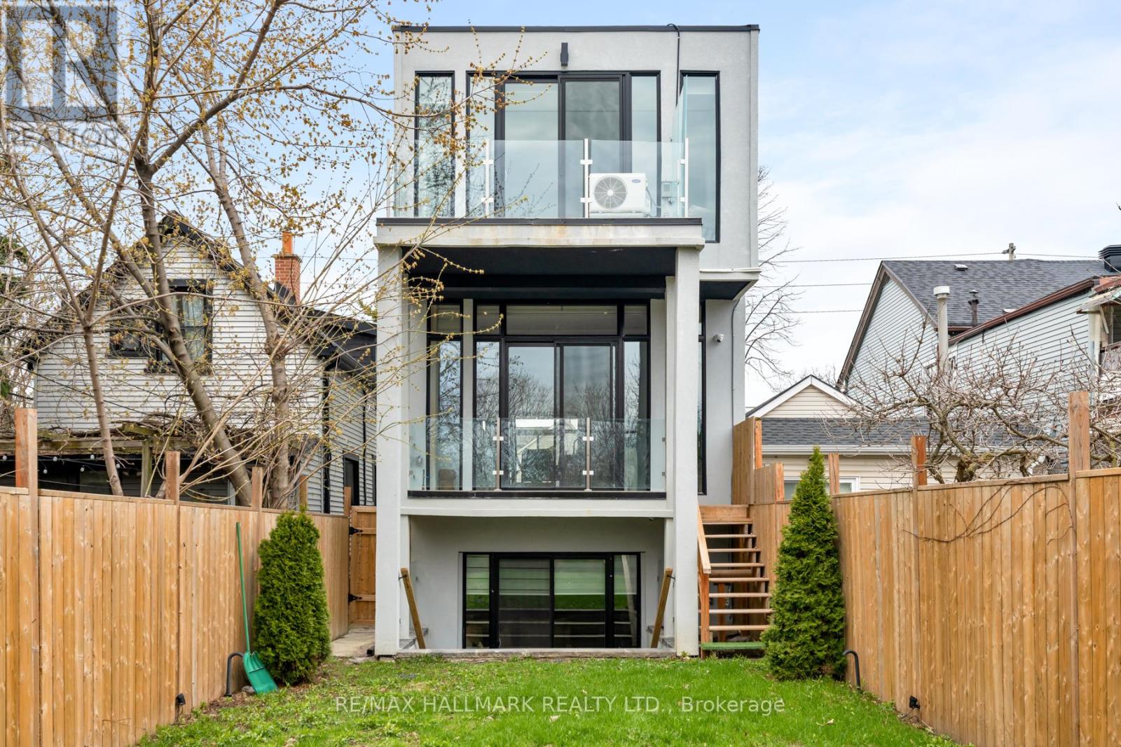 167 Sammon Avenue, Toronto, Ontario  M4J 1Z1 - Photo 43 - E13594360