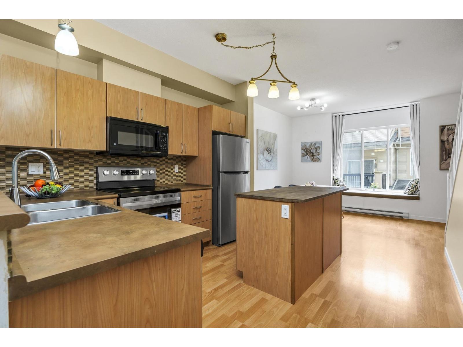 35 5839 Panorama Drive, Surrey, British Columbia  V3S 0P4 - Photo 2 - R3149007