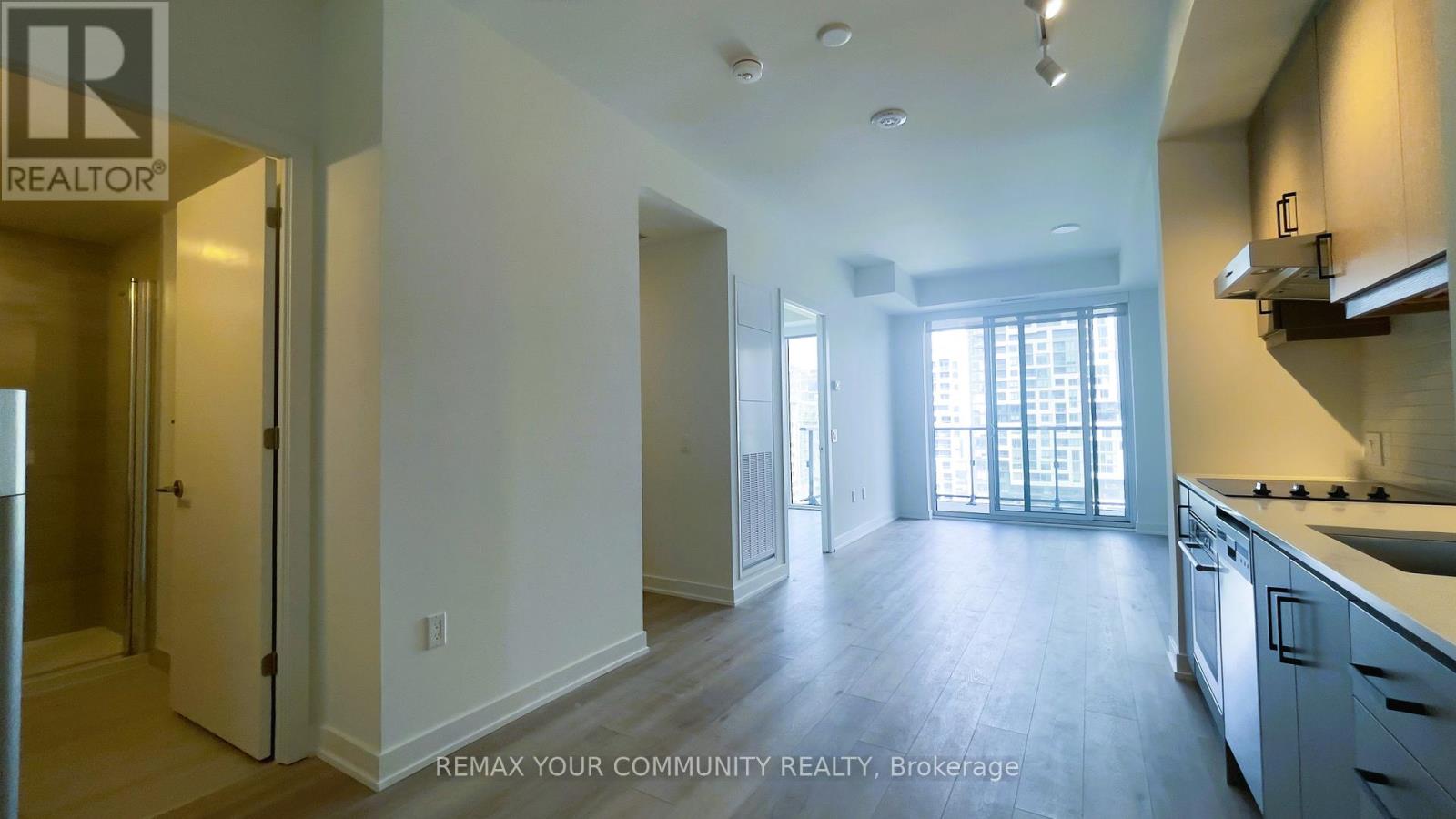 1018 - 9 Tecumseth Street, Toronto, Ontario  M5V 0S5 - Photo 9 - C13472390
