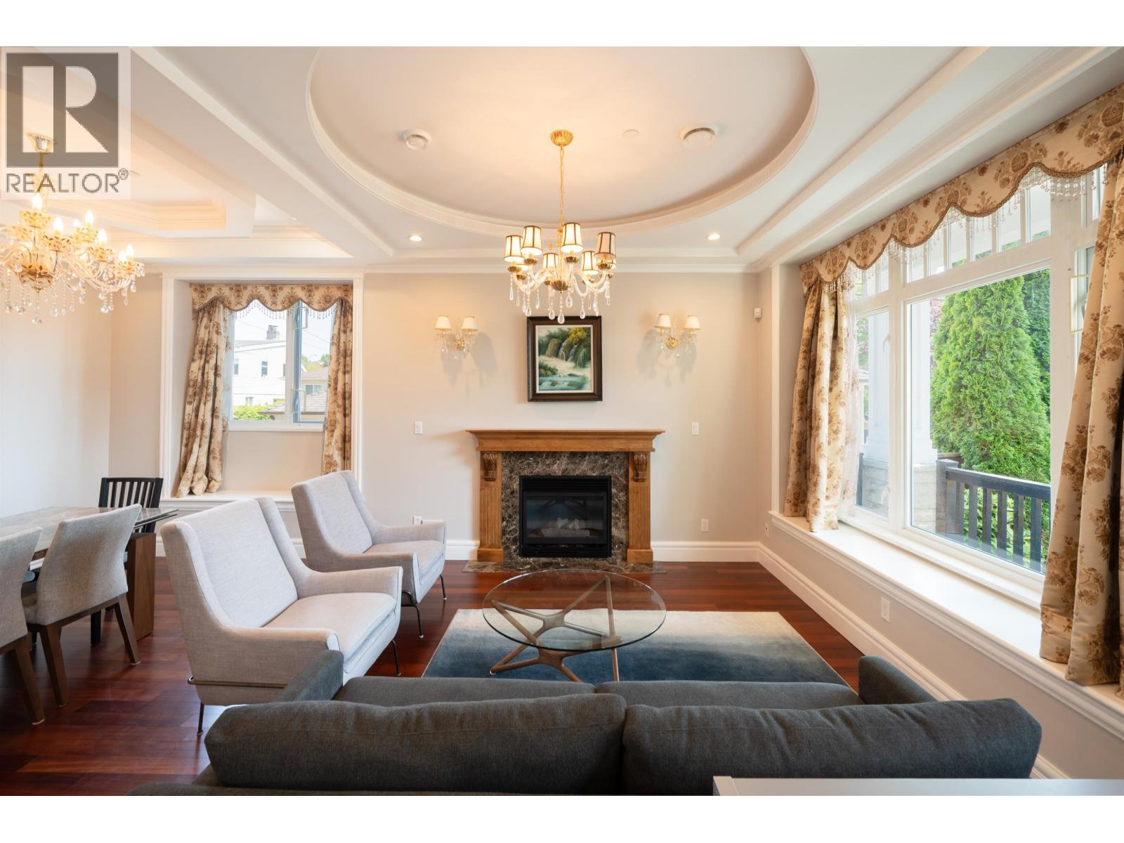 2715 W 20th Avenue, Vancouver, British Columbia  V6L 1H1 - Photo 3 - R3147388
