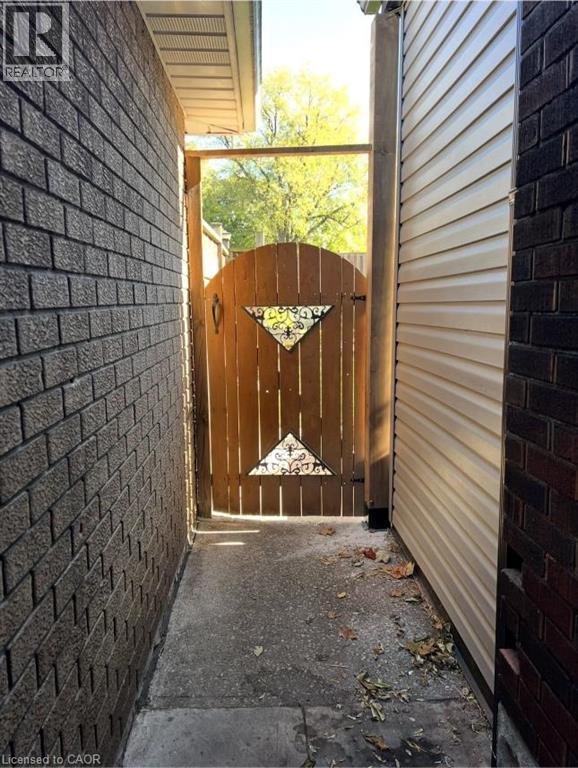 372 Mary Street Unit# 1, Hamilton, Ontario  L8L 4W6 - Photo 12 - 40850095