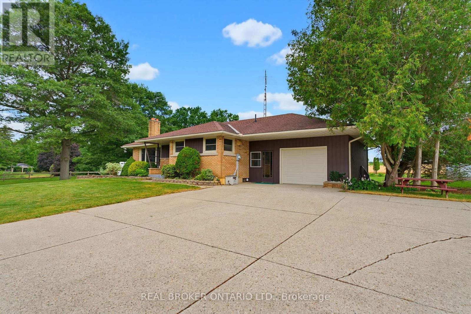 347 Blue Lake Road, Brant, Ontario  N0E 1N0 - Photo 4 - X13594350