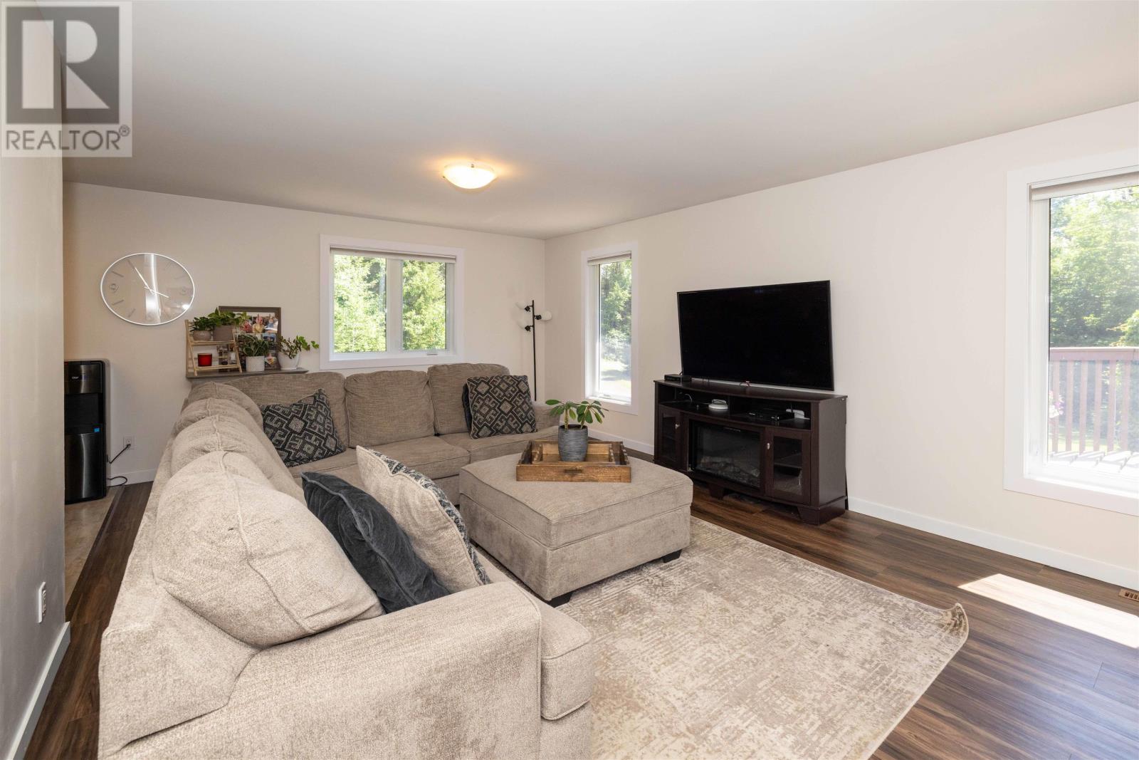 31 Griffis Road, Neebing, Ontario  P7L 0C7 - Photo 5 - TB2601941