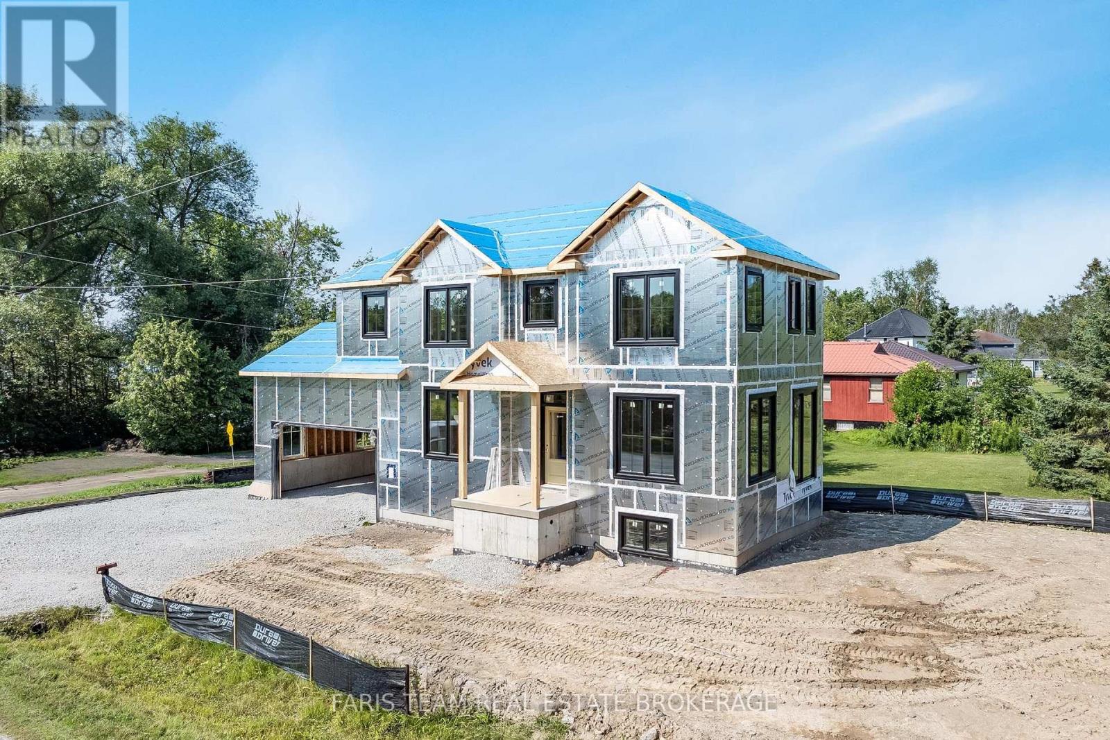 4138 FOUNTAIN DRIVE, Ramara (Atherley)