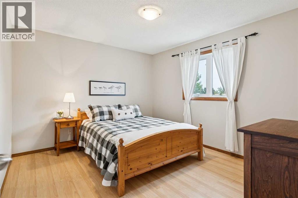 410 Millrise Drive SW, Calgary, Alberta  T2Y 2W5 - Photo 25 - A2329466