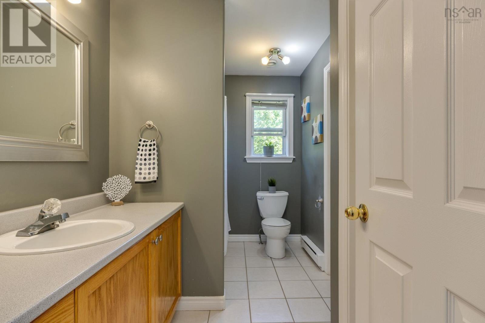 16 Quindora Crescent, Dartmouth, Nova Scotia  B2W 6G3 - Photo 24 - 202618350