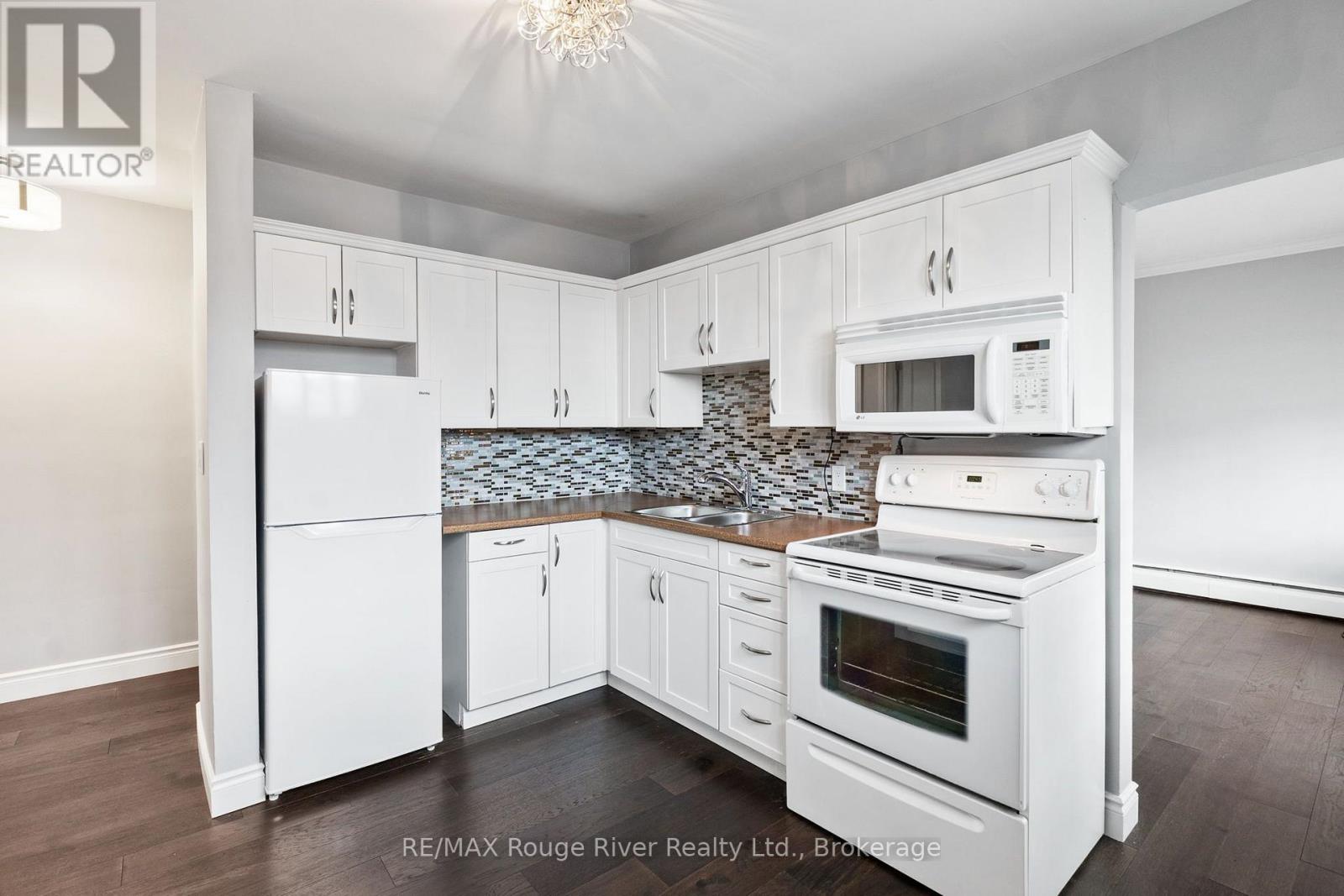 11 - 242 Darcy Street, Cobourg, Ontario  K9A 4A3 - Photo 12 - X13594644