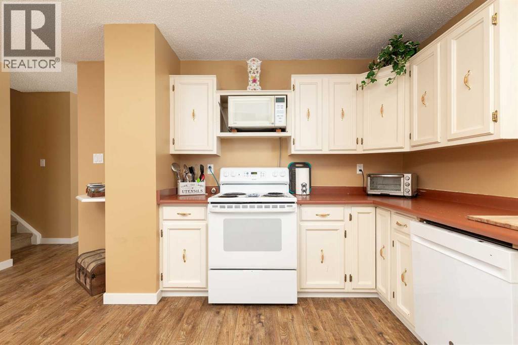 78 Pensacola Court W, Lethbridge, Alberta  T1K 4R6 - Photo 8 - A2307815