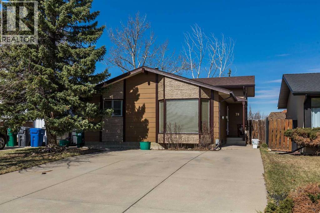 78 Pensacola Court W, Lethbridge, Alberta  T1K 4R6 - Photo 2 - A2307815
