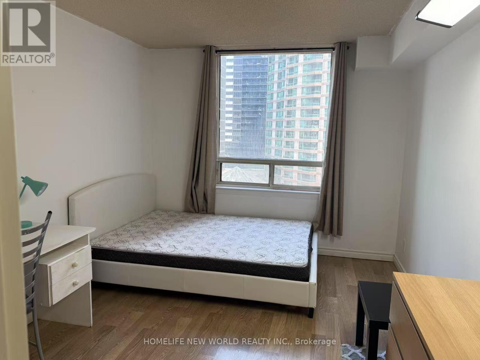 1003 - 633 Bay Street, Toronto, Ontario  M5G 2G4 - Photo 16 - C13594458