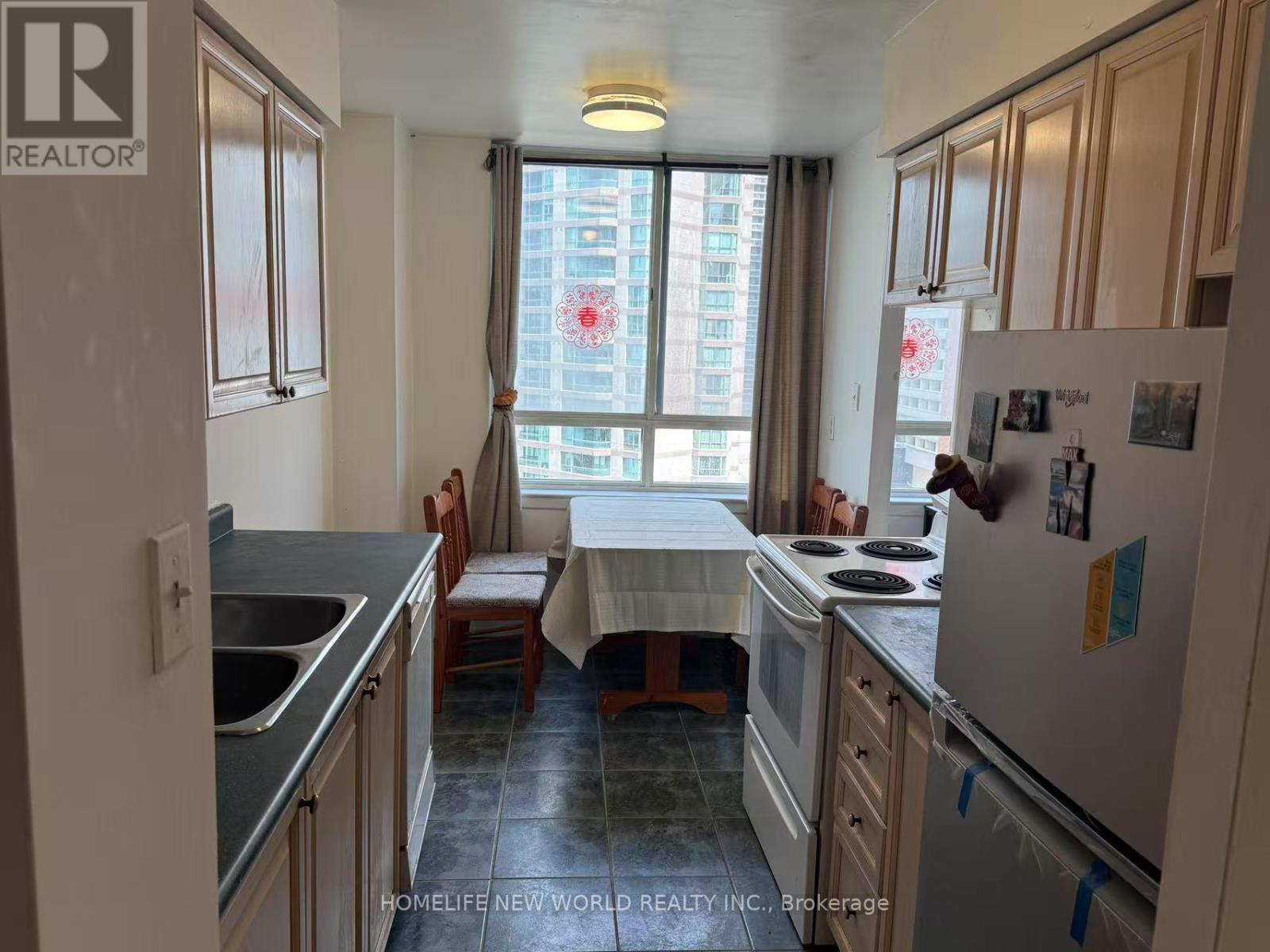 1003 - 633 Bay Street, Toronto, Ontario  M5G 2G4 - Photo 17 - C13594458