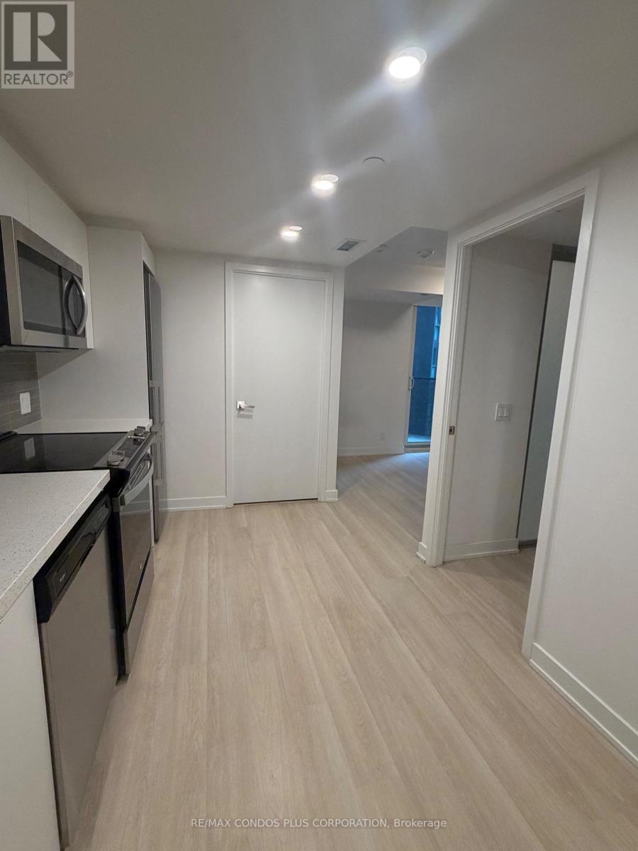 301 - 30 Tretti Way, Toronto, Ontario  M3H 0E3 - Photo 7 - C13594518