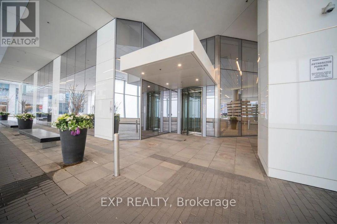 2111 - 100 Harbour Street, Toronto, Ontario  M5J 2T5 - Photo 13 - C13594554