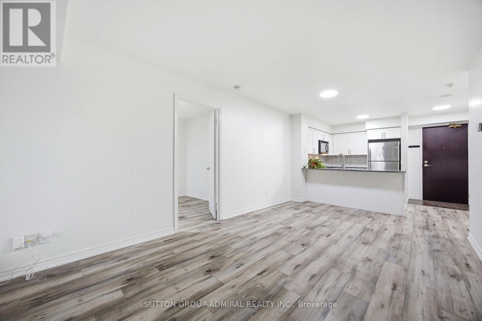 309 - 30 Grand Trunk Crescent, Toronto, Ontario  M5J 3A4 - Photo 2 - C13594604