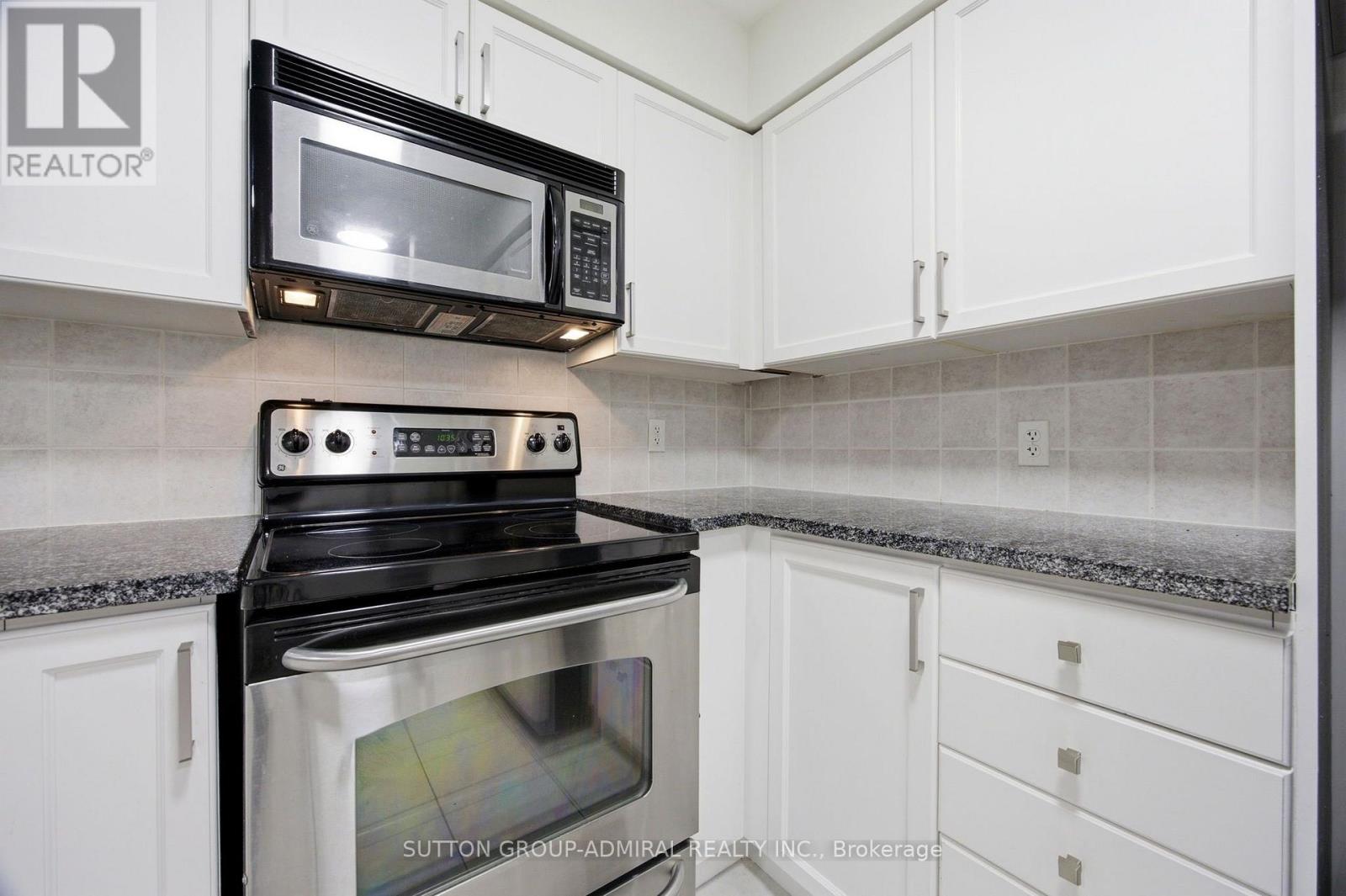 309 - 30 Grand Trunk Crescent, Toronto, Ontario  M5J 3A4 - Photo 9 - C13594604