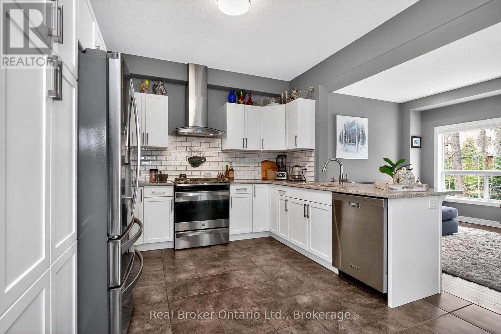 984 Cook Drive, Midland, Ontario  L4R 0E4 - Photo 8 - S13594566