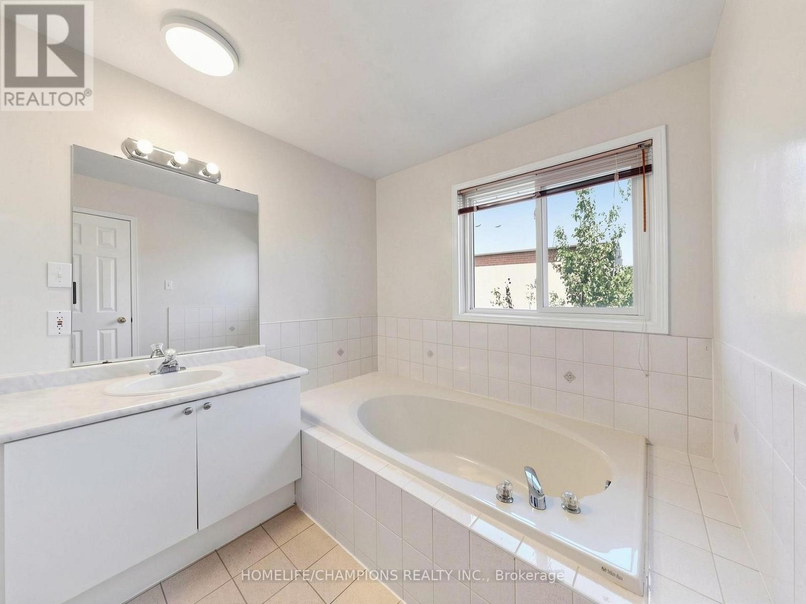 1622 Sandhurst Crescent, Pickering, Ontario  L1V 6R5 - Photo 29 - E13594416