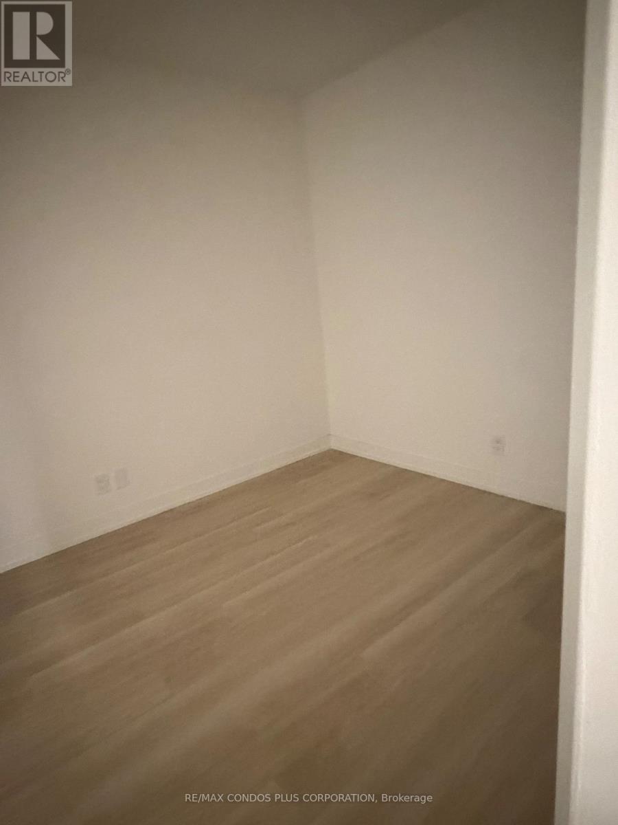 301 - 30 Tretti Way, Toronto, Ontario  M3H 0E3 - Photo 10 - C13594518
