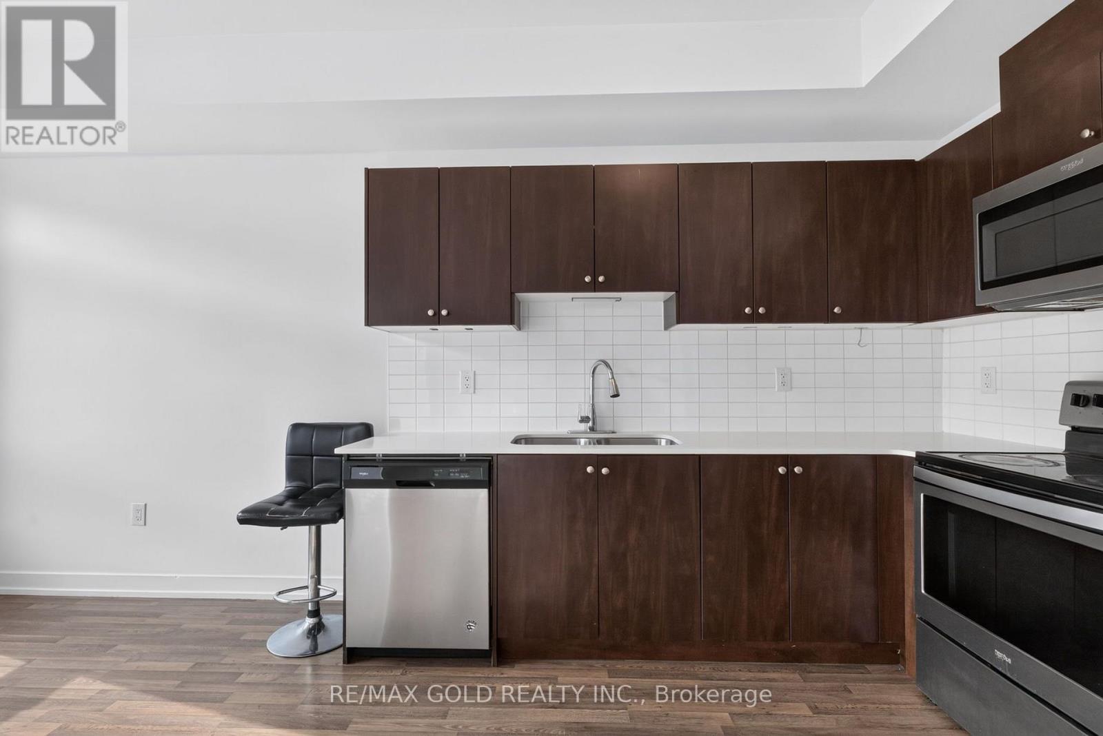 5 Beliveau Street, Vaughan, Ontario  L4L 0M1 - Photo 15 - N13594612