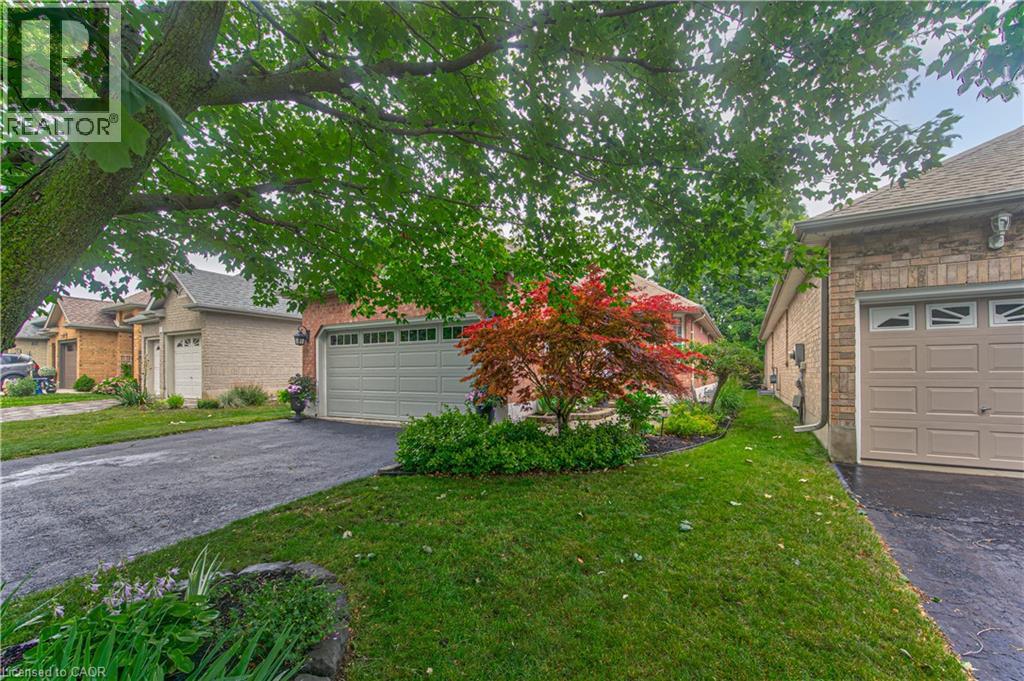 418 Sandbanks Crescent, Waterloo, Ontario  N2V 2H2 - Photo 3 - 40849912