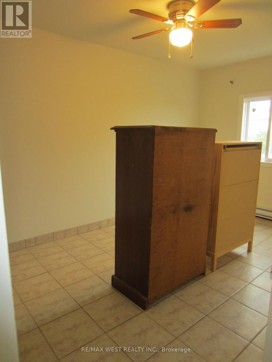 8 - 2965 Islington Avenue, Toronto, Ontario  M9L 2K8 - Photo 9 - W13594540
