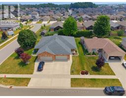 906 BAKER AVENUE S, North Perth, Ontario