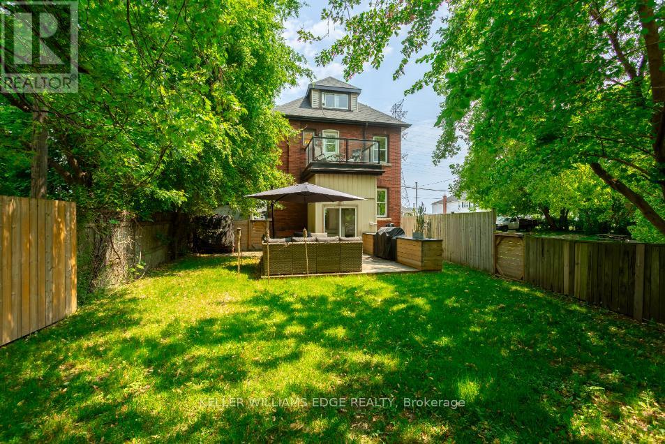 826 Beach Boulevard, Hamilton, Ontario  L8H 6Z4 - Photo 4 - X13594470