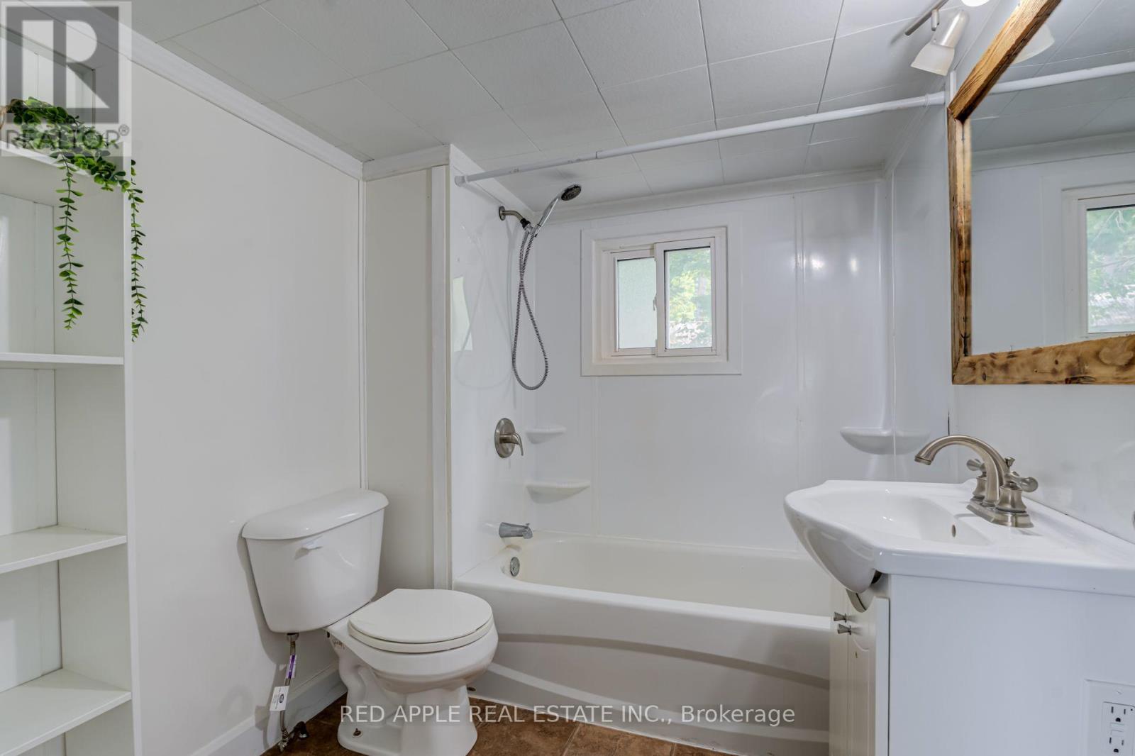 17568 Hwy #41, Addington Highlands, Ontario  K0H 1K0 - Photo 22 - X13594618